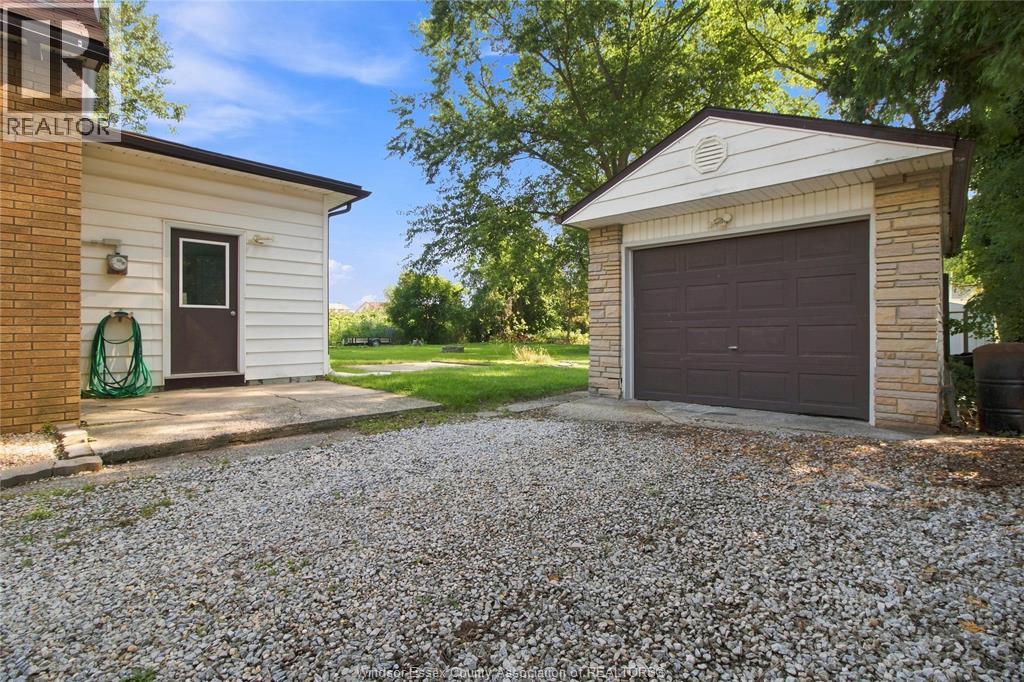 134 Alexander Avenue, Lakeshore, Ontario  N0R 1A0 - Photo 2 - 26020784
