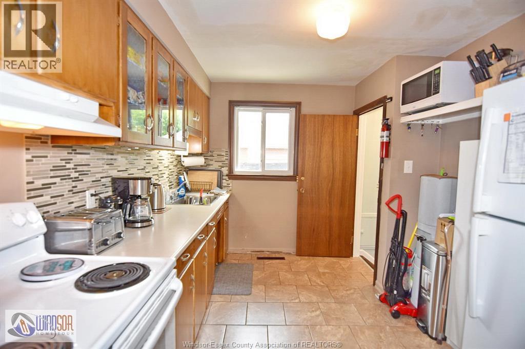 1534 Pillette Road, Windsor, Ontario  N8Y 3C2 - Photo 10 - 26020758