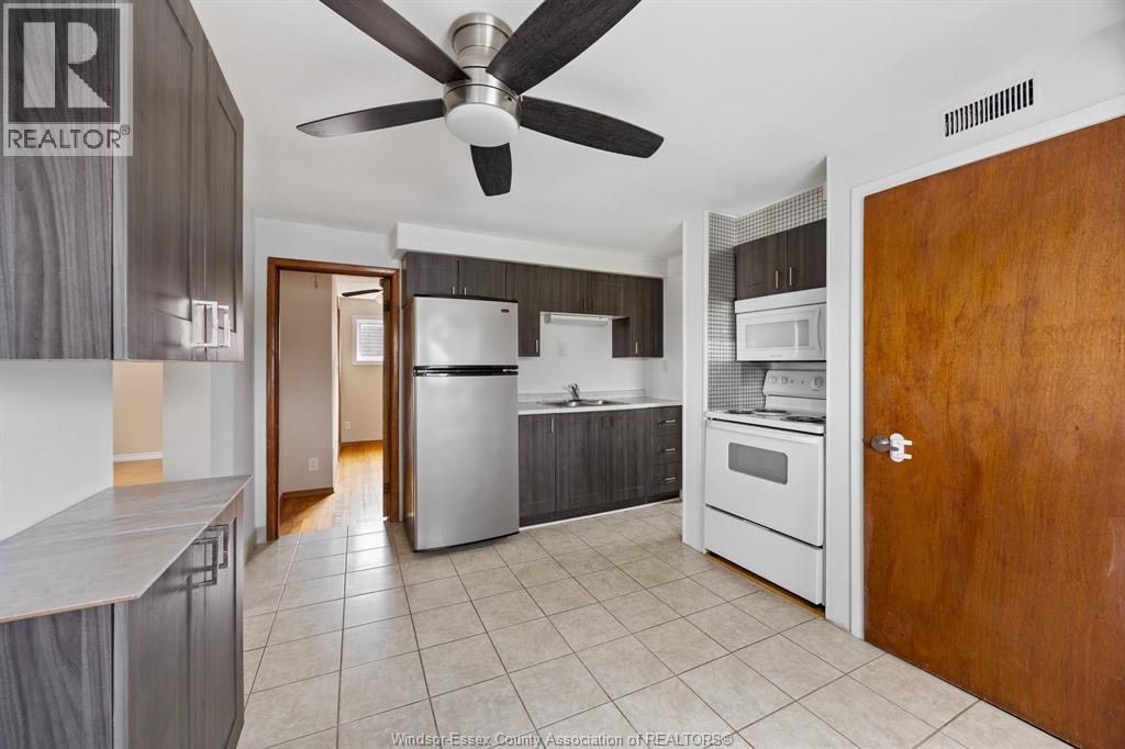 1361 Albert, Windsor, Ontario  N8Y 3R1 - Photo 4 - 26020565
