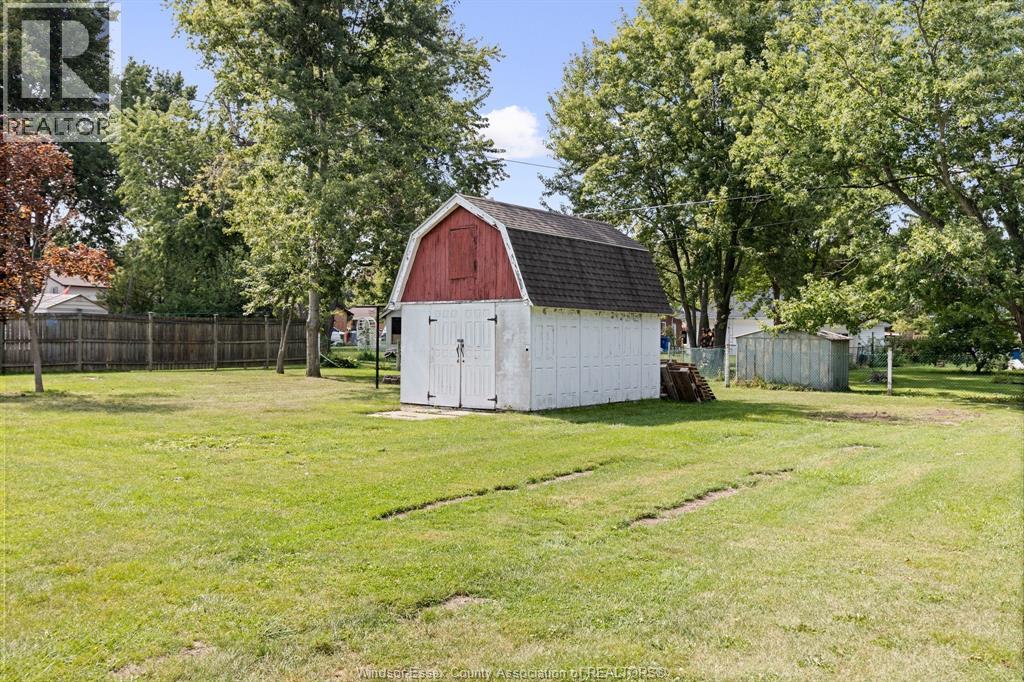 265 Laird Avenue, Essex, Ontario  N8M 1S7 - Photo 28 - 26020809
