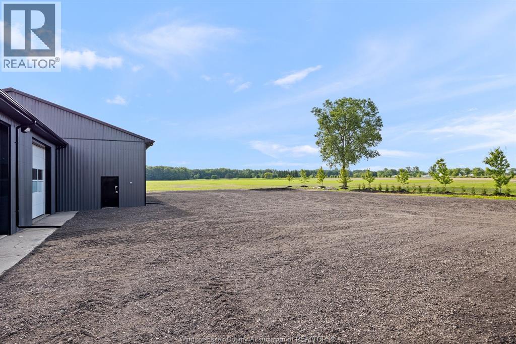 7026 Howard, Tecumseh, Ontario  N0R 1L0 - Photo 6 - 26020843