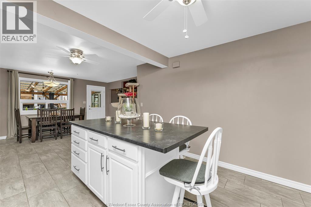 351 Superior Street, Lasalle, Ontario  N9J 1H7 - Photo 13 - 26020837