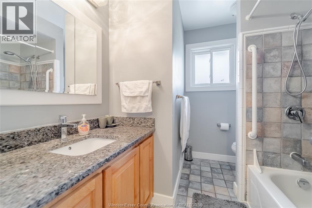 2522 Armstrong Avenue, Windsor, Ontario  N8T 2E8 - Photo 11 - 26020800