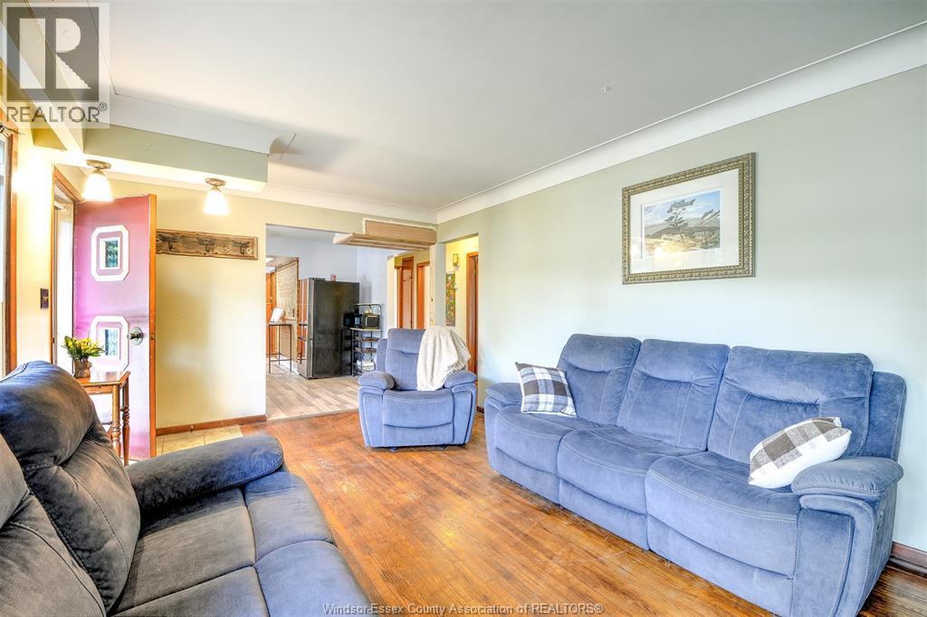 116 Queens Avenue, Leamington, Ontario  N8H 3H4 - Photo 5 - 26020845