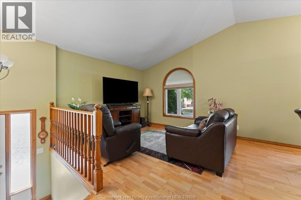 3948 Bliss Road, Windsor, Ontario  N8W 5L1 - Photo 3 - 26020842
