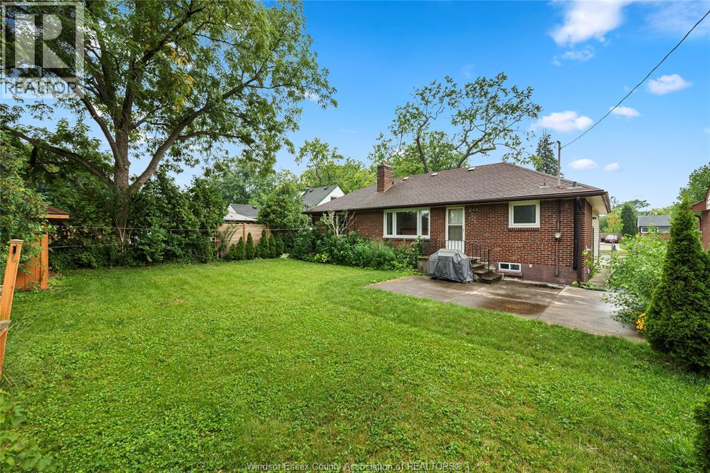 3130 Academy Drive, Windsor, Ontario  N9E 2H4 - Photo 24 - 26020769