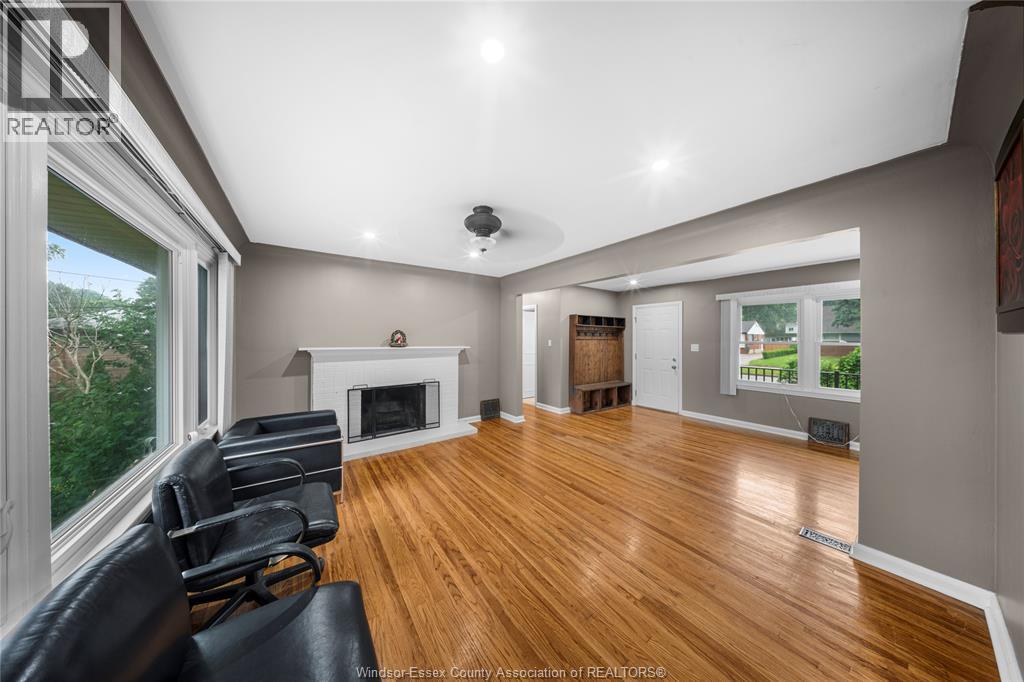 3130 Academy Drive, Windsor, Ontario  N9E 2H4 - Photo 5 - 26020769