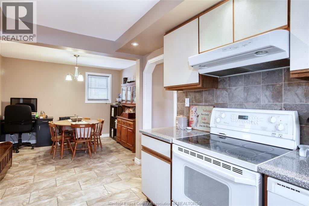 1067 St. Louis, Windsor, Ontario  N8S 2K9 - Photo 19 - 26020847