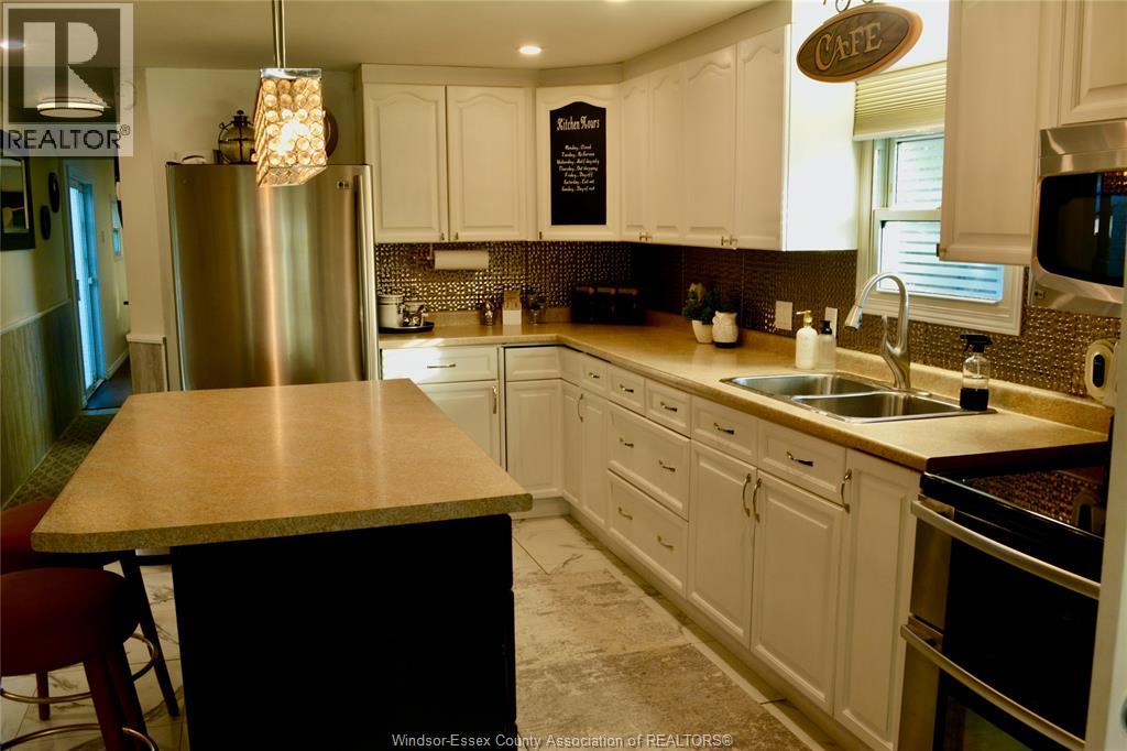 18 Dana, Essex, Ontario  N8M 1Y9 - Photo 12 - 26020852