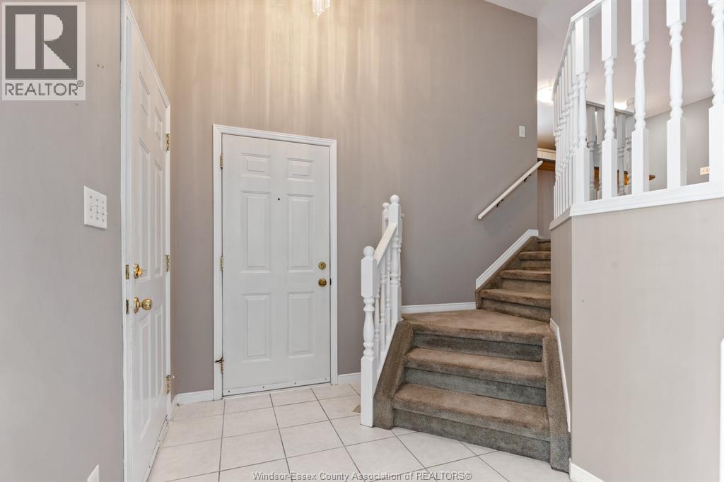 458 Merrill, Lasalle, Ontario  N9J 3N7 - Photo 10 - 26020853