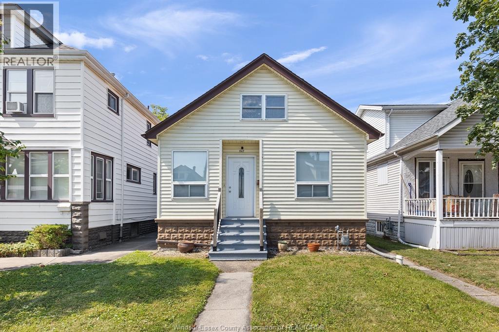 1167 Pierre Avenue, Windsor, Ontario  N9A 2L3 - Photo 1 - 26020866