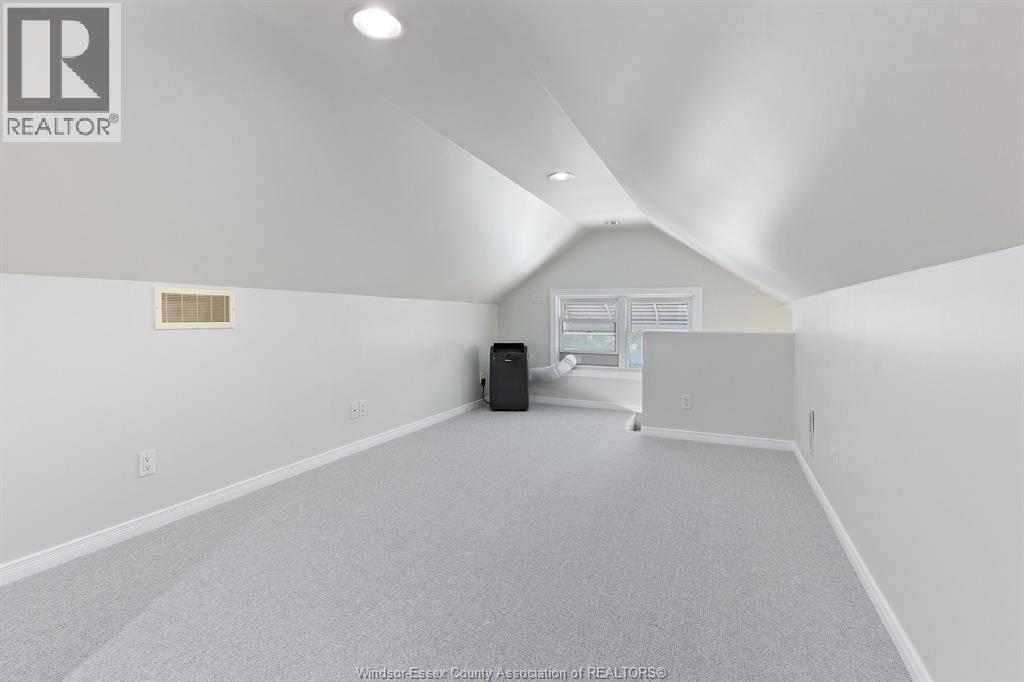 1167 Pierre Avenue, Windsor, Ontario  N9A 2L3 - Photo 13 - 26020866