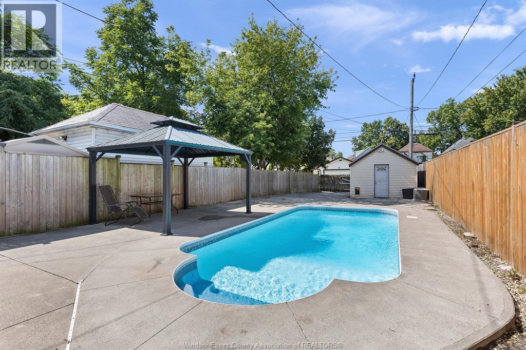 1167 Pierre Avenue, Windsor, Ontario  N9A 2L3 - Photo 16 - 26020866