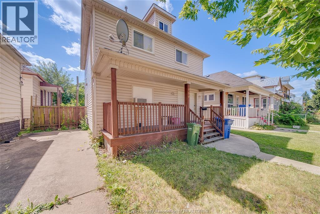 989 Windsor Avenue, Windsor, Ontario  N9A 1K1 - Photo 2 - 26020521
