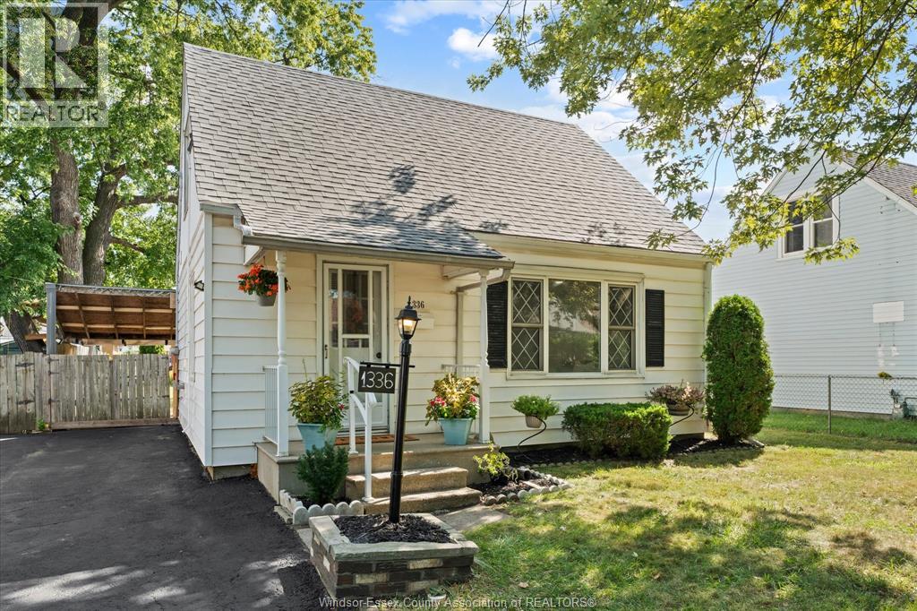 1336 PARTINGTON, Windsor, Ontario