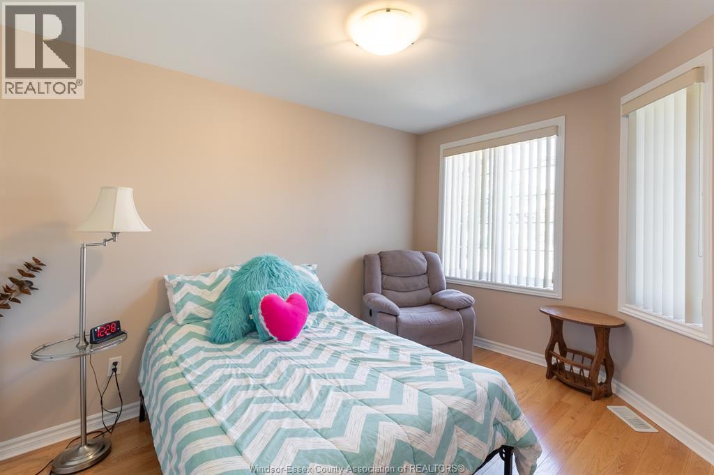 11123 Snowcrest Street, Windsor, Ontario  N8F 1M2 - Photo 4 - 26020829