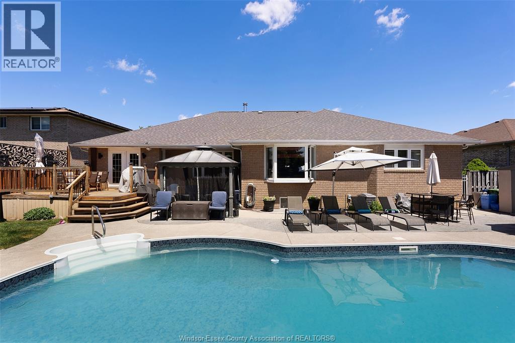 12339 Funaro Crescent, Tecumseh, Ontario  N9K 1B2 - Photo 41 - 26020894