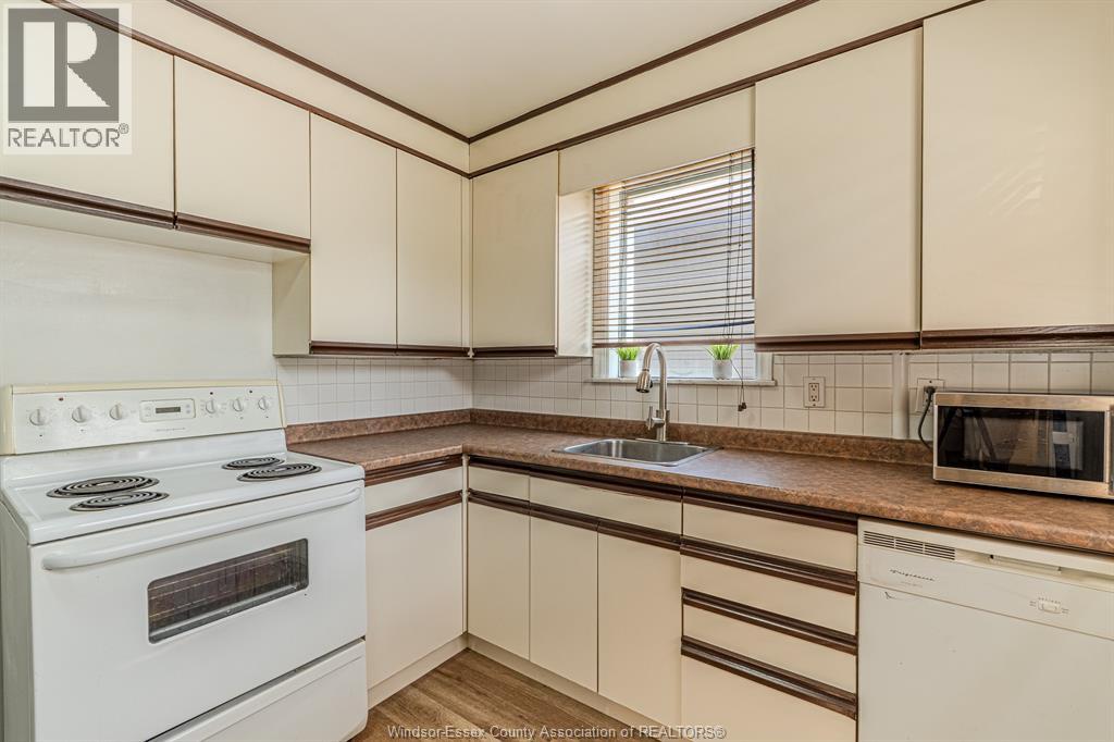 2367 Meighen, Windsor, Ontario  N8W 4B8 - Photo 11 - 26020887