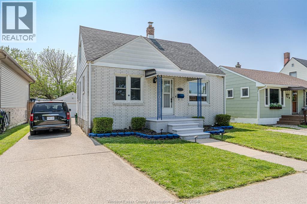 2367 Meighen, Windsor, Ontario  N8W 4B8 - Photo 3 - 26020887