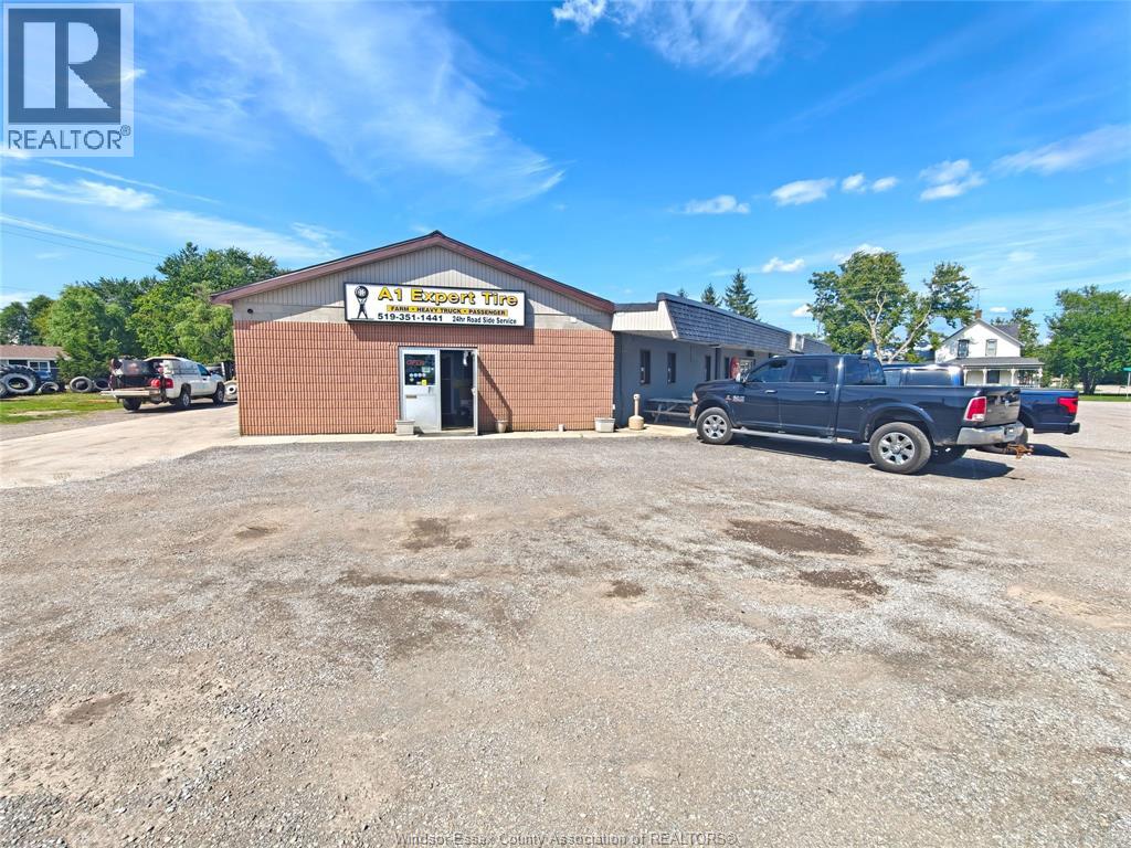 21006 Charing Cross, Charing Cross, Ontario  N0P 1G0 - Photo 2 - 26020927