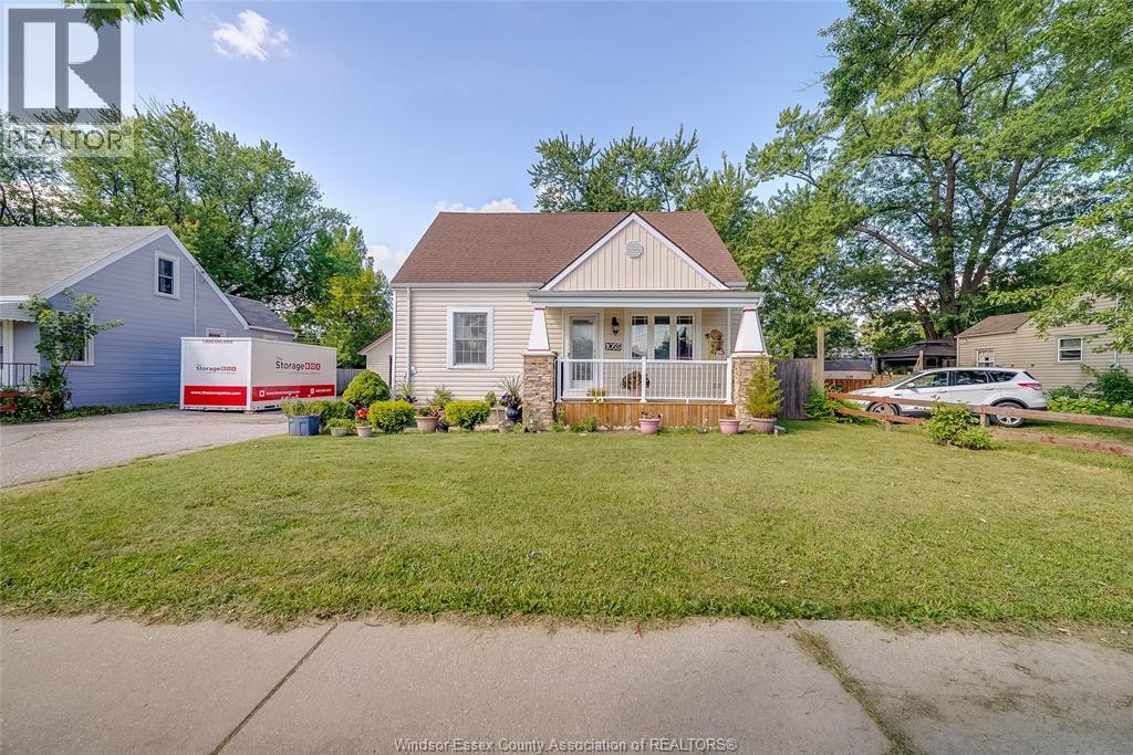 1055 JEFFERSON BOULEVARD, Windsor, Ontario
