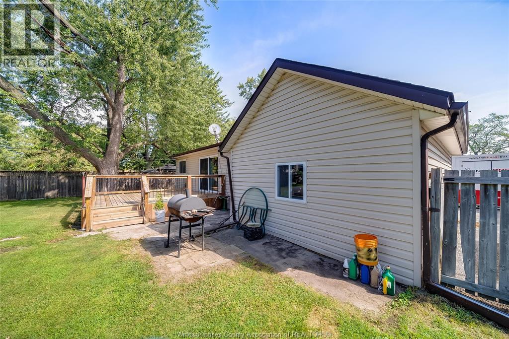 1055 Jefferson Boulevard, Windsor, Ontario  N8S 2R2 - Photo 47 - 26020660
