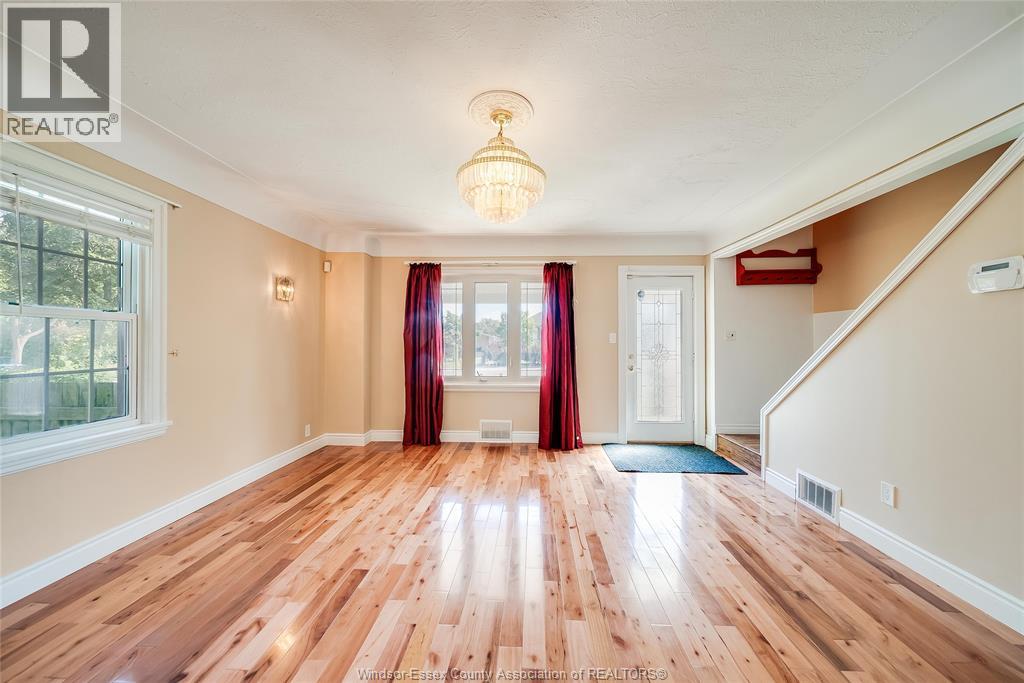 1055 Jefferson Boulevard, Windsor, Ontario  N8S 2R2 - Photo 7 - 26020660