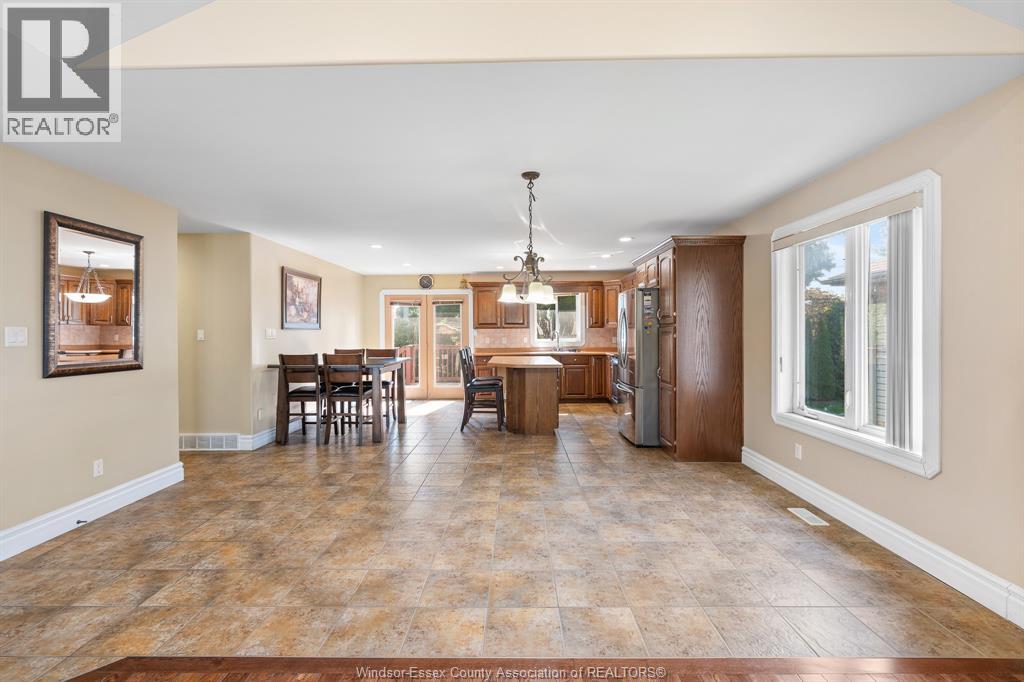 102 Joanne Court, Leamington, Ontario  N8H 5N5 - Photo 12 - 26020902