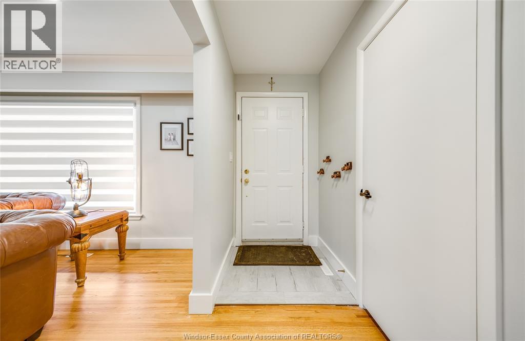 2777 Rockwell Boulevard, Windsor, Ontario  N9E 2A2 - Photo 3 - 26020951