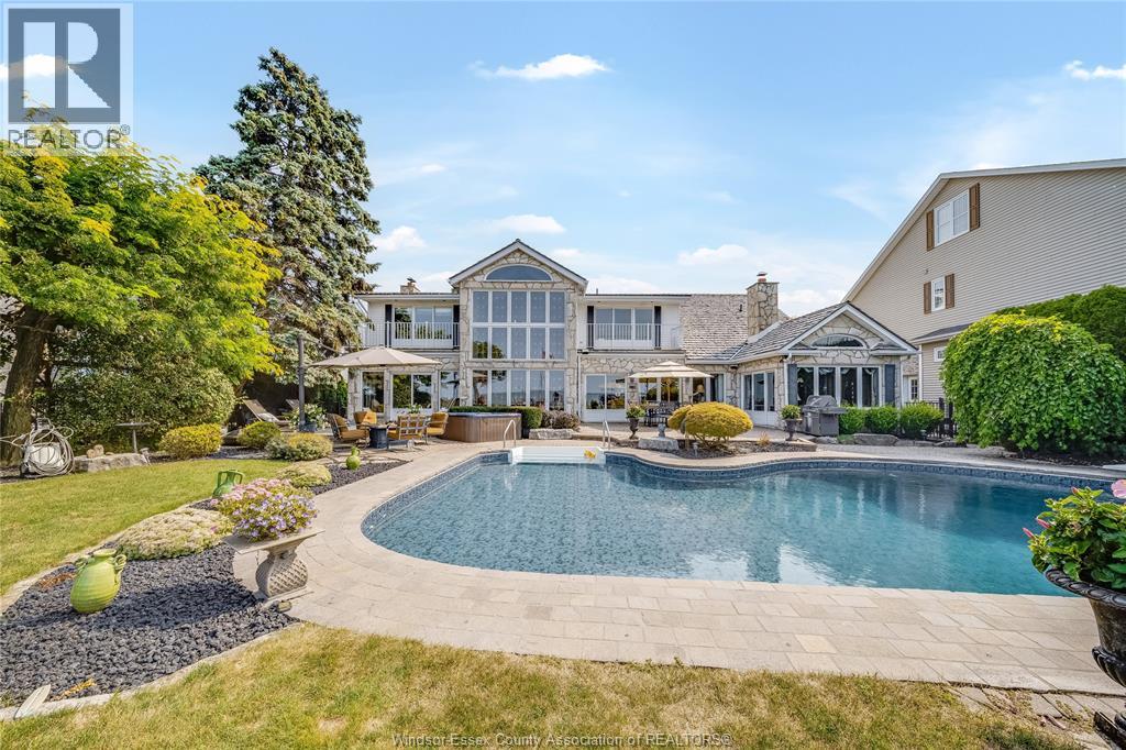 13018 RIVERSIDE DRIVE, Tecumseh, Ontario