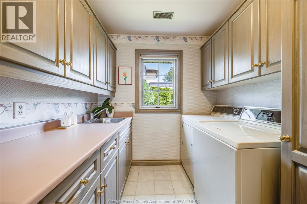 13018 Riverside Drive, Tecumseh, Ontario  N8N 1A8 - Photo 40 - 26020960