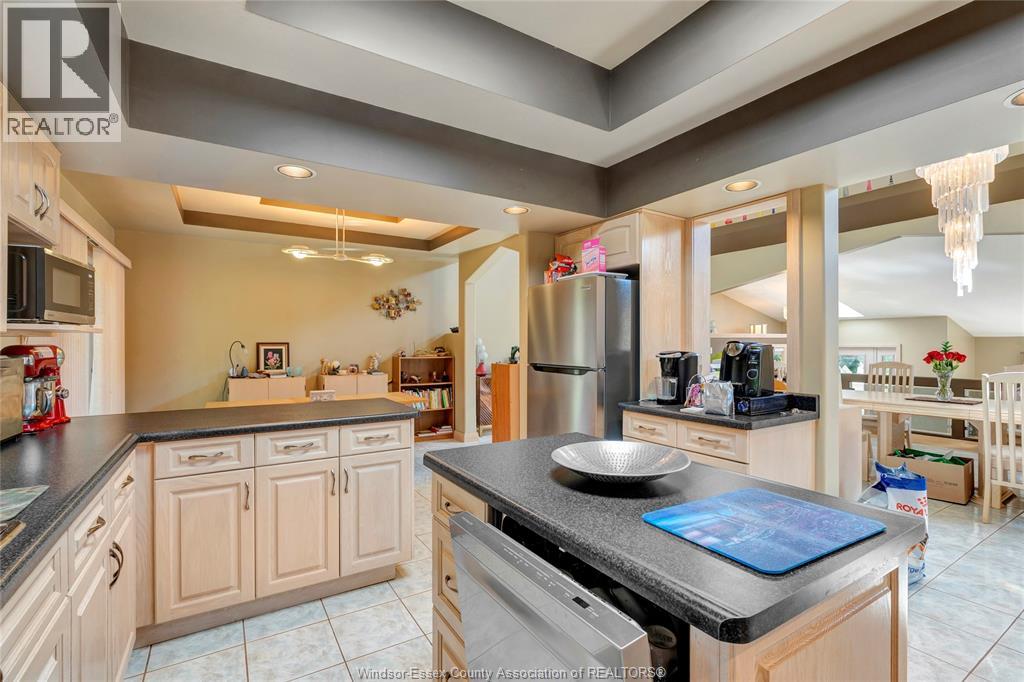 943 Erie, Kingsville, Ontario  N9Y 3E3 - Photo 8 - 26020977