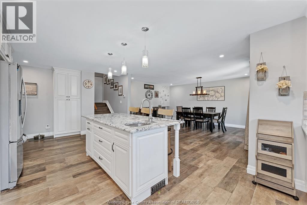 12117 Valente Court, Tecumseh, Ontario  N8N 3B9 - Photo 15 - 26021024