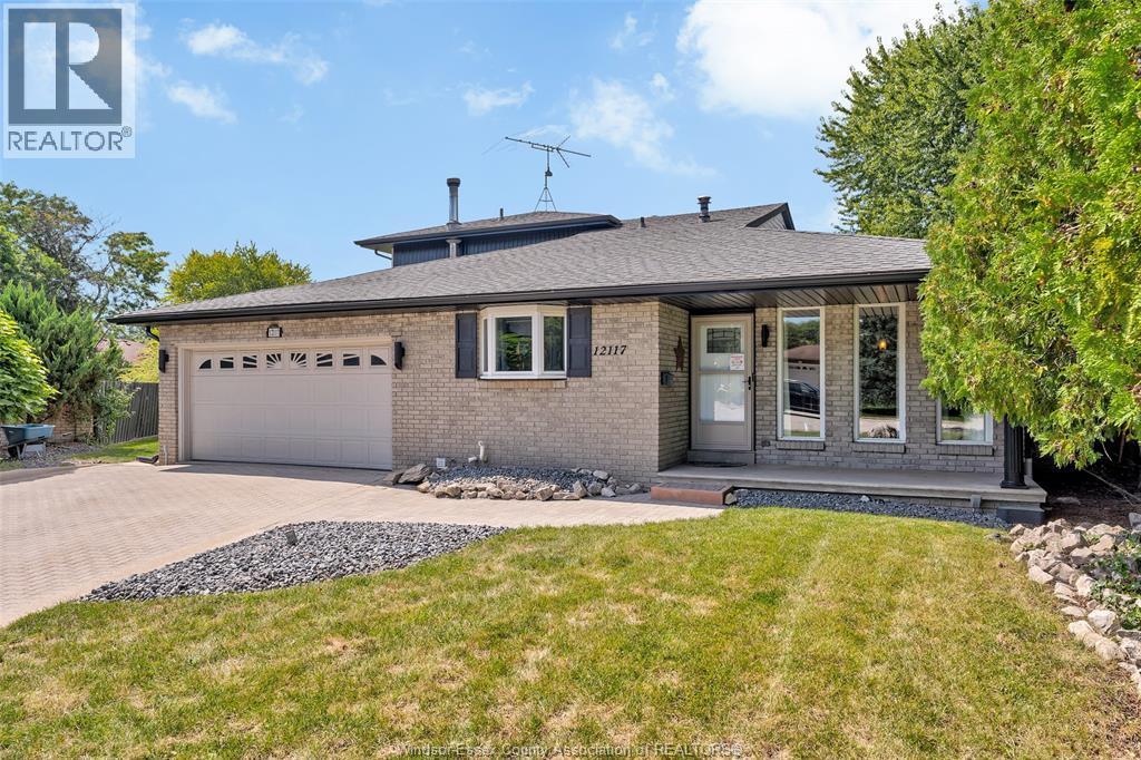 12117 Valente Court, Tecumseh, Ontario  N8N 3B9 - Photo 3 - 26021024