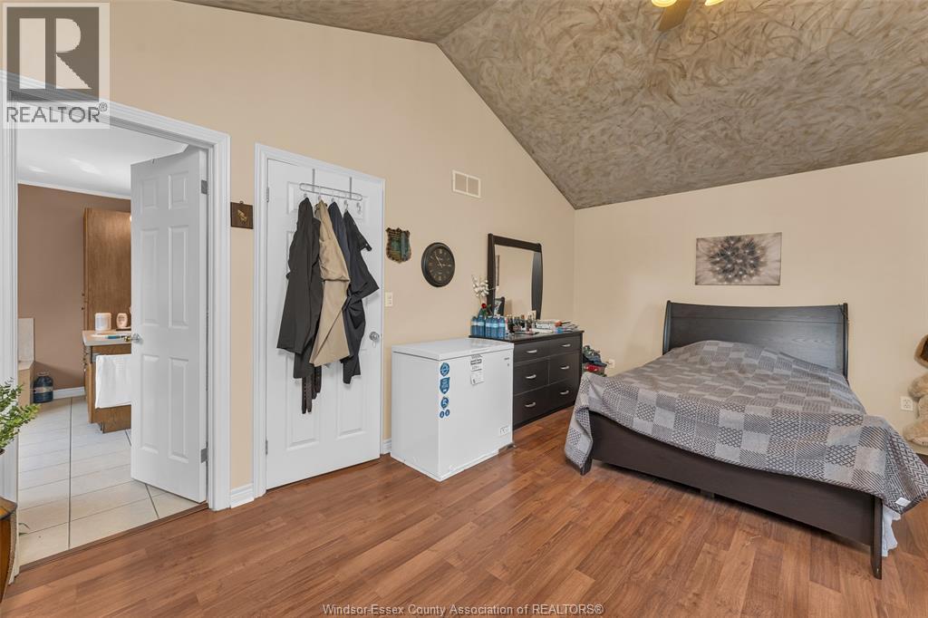 747 Eugenie, Windsor, Ontario  N8X 2Y6 - Photo 18 - 26021023