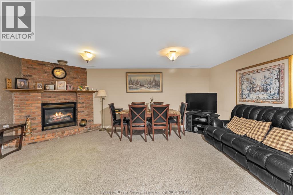 747 Eugenie, Windsor, Ontario  N8X 2Y6 - Photo 24 - 26021023