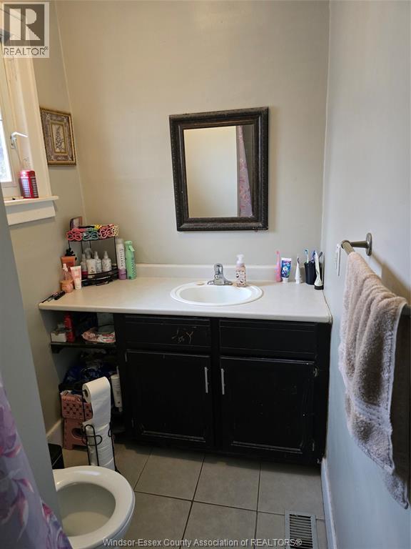 2296 Chandler Unit# Unit 2, Windsor, Ontario  N8W 4A4 - Photo 11 - 26021025