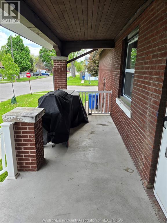 2296 Chandler Unit# Unit 2, Windsor, Ontario  N8W 4A4 - Photo 4 - 26021025
