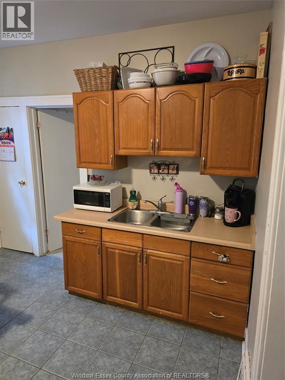 2296 Chandler Unit# Unit 2, Windsor, Ontario  N8W 4A4 - Photo 9 - 26021025