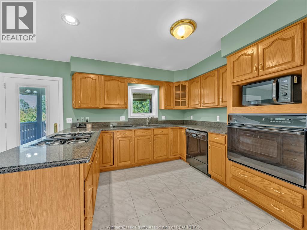 372 East Puce River Road, Lakeshore, Ontario  N8L 0C6 - Photo 13 - 26021030
