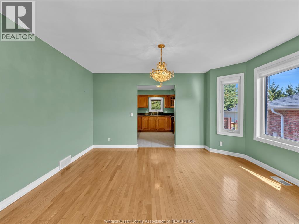 372 East Puce River Road, Lakeshore, Ontario  N8L 0C6 - Photo 9 - 26021030