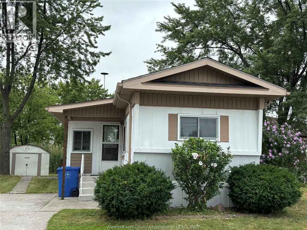 15 Wilder South, Lakeshore, Ontario  N8N 2T1 - Photo 3 - 26021029