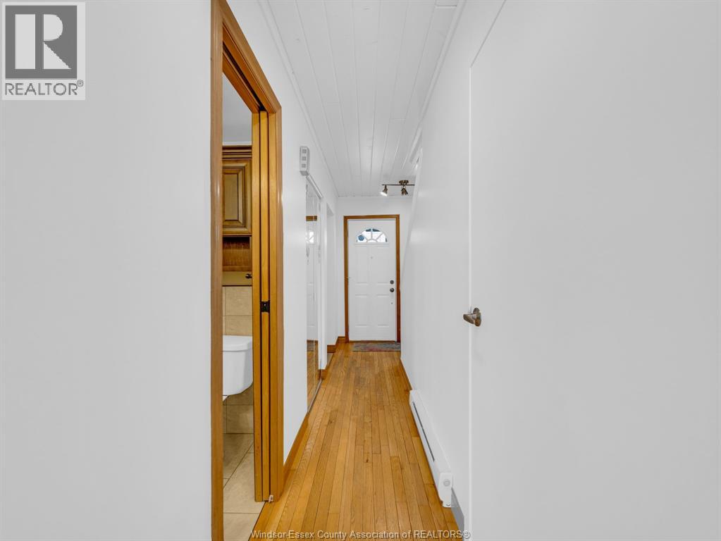 6701 Rose-Ville Garden Drive, Windsor, Ontario  N8T 1J3 - Photo 13 - 26021051