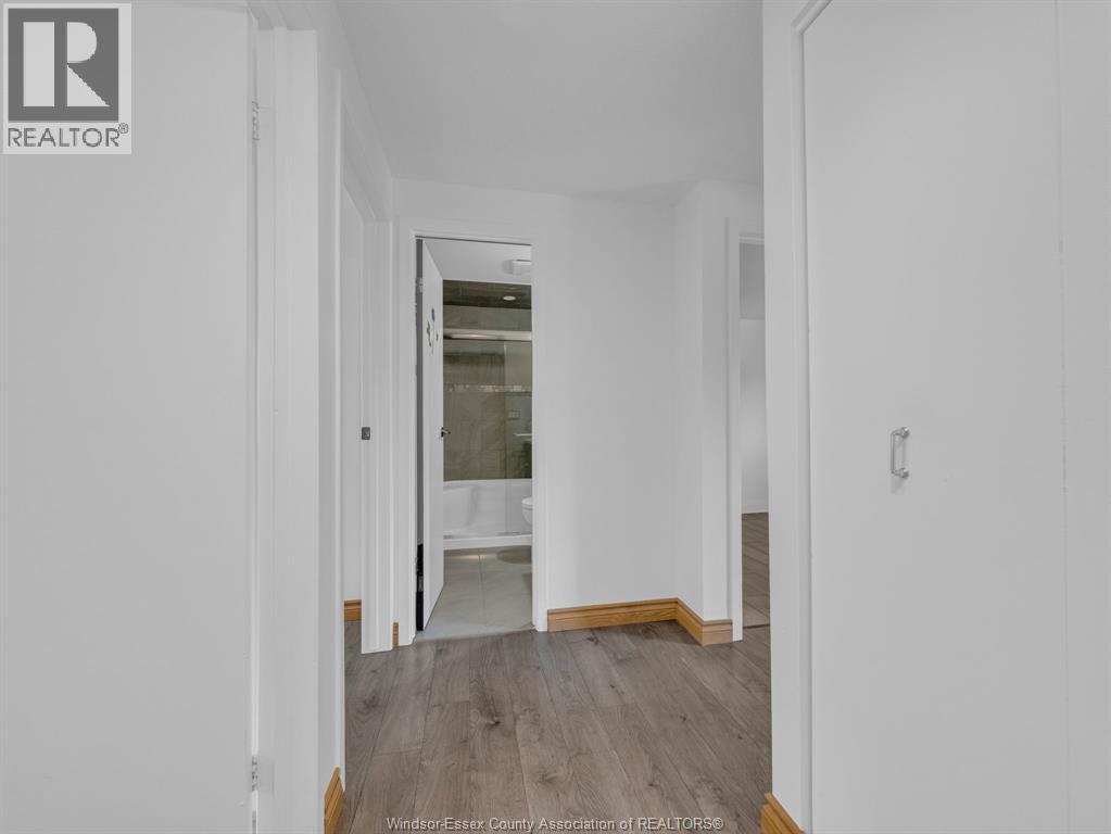 6701 Rose-Ville Garden Drive, Windsor, Ontario  N8T 1J3 - Photo 17 - 26021051