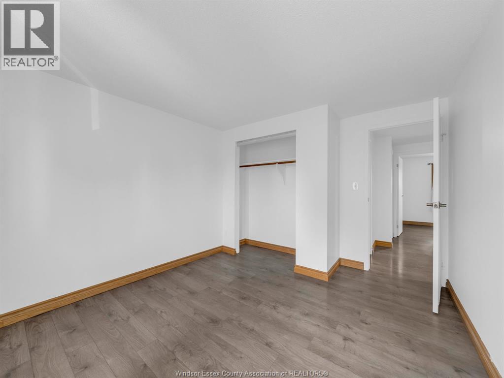 6701 Rose-Ville Garden Drive, Windsor, Ontario  N8T 1J3 - Photo 21 - 26021051