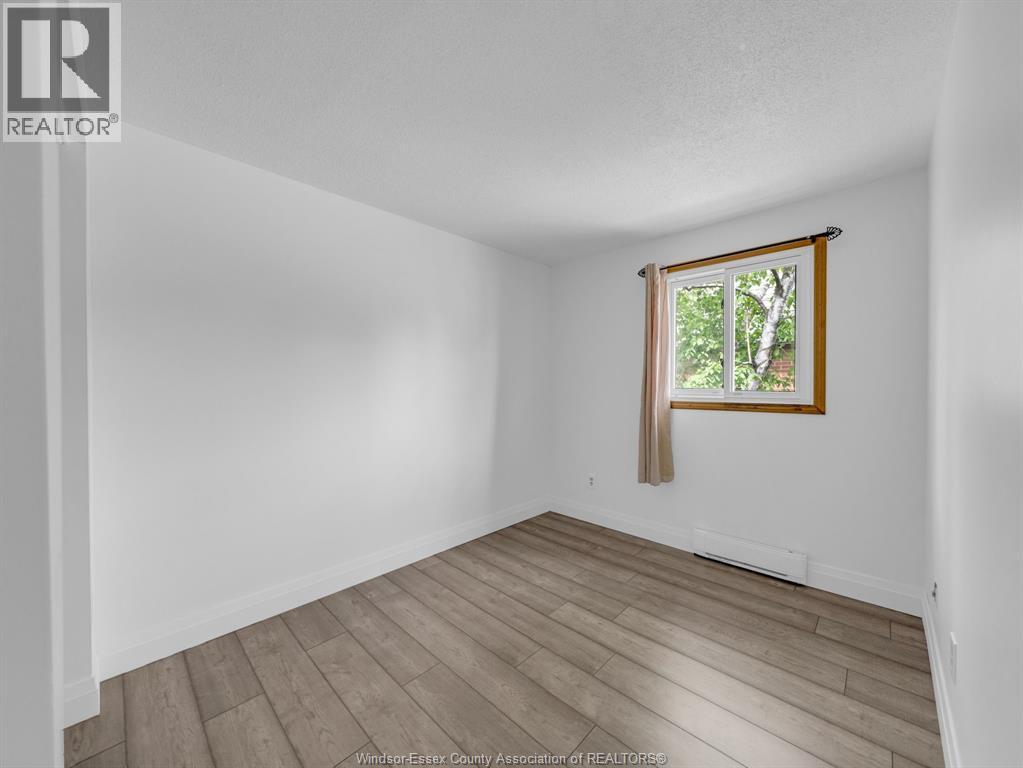 6701 Rose-Ville Garden Drive, Windsor, Ontario  N8T 1J3 - Photo 23 - 26021051