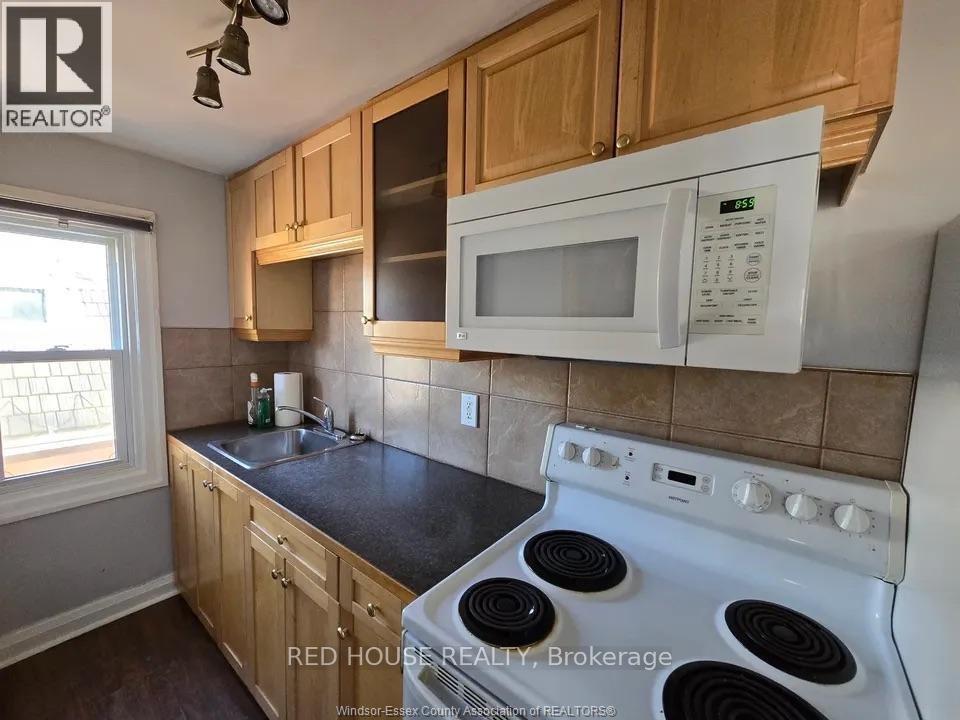 1306 Monaghan Road, Peterborough, Ontario  K9J 5M1 - Photo 8 - 26021052