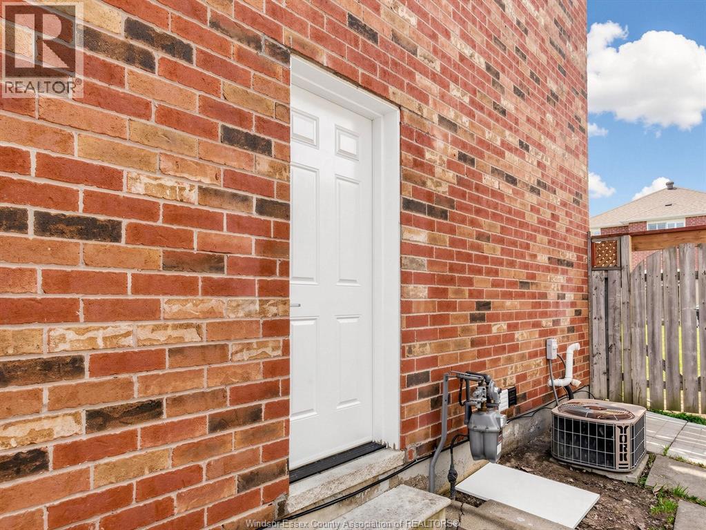16 Mount Fuji Crescent, Brampton, Ontario  L6R 2L3 - Photo 47 - 26021064