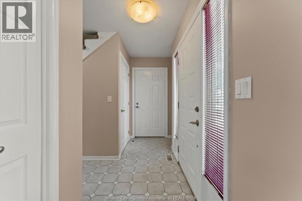 2935 Mckay Avenue Unit# 2, Windsor, Ontario  N9E 2R1 - Photo 4 - 26021069