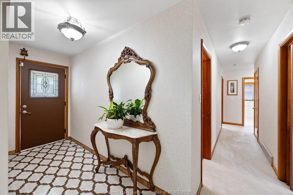1459 Partington Avenue, Windsor, Ontario  N9B 2P7 - Photo 4 - 26021072